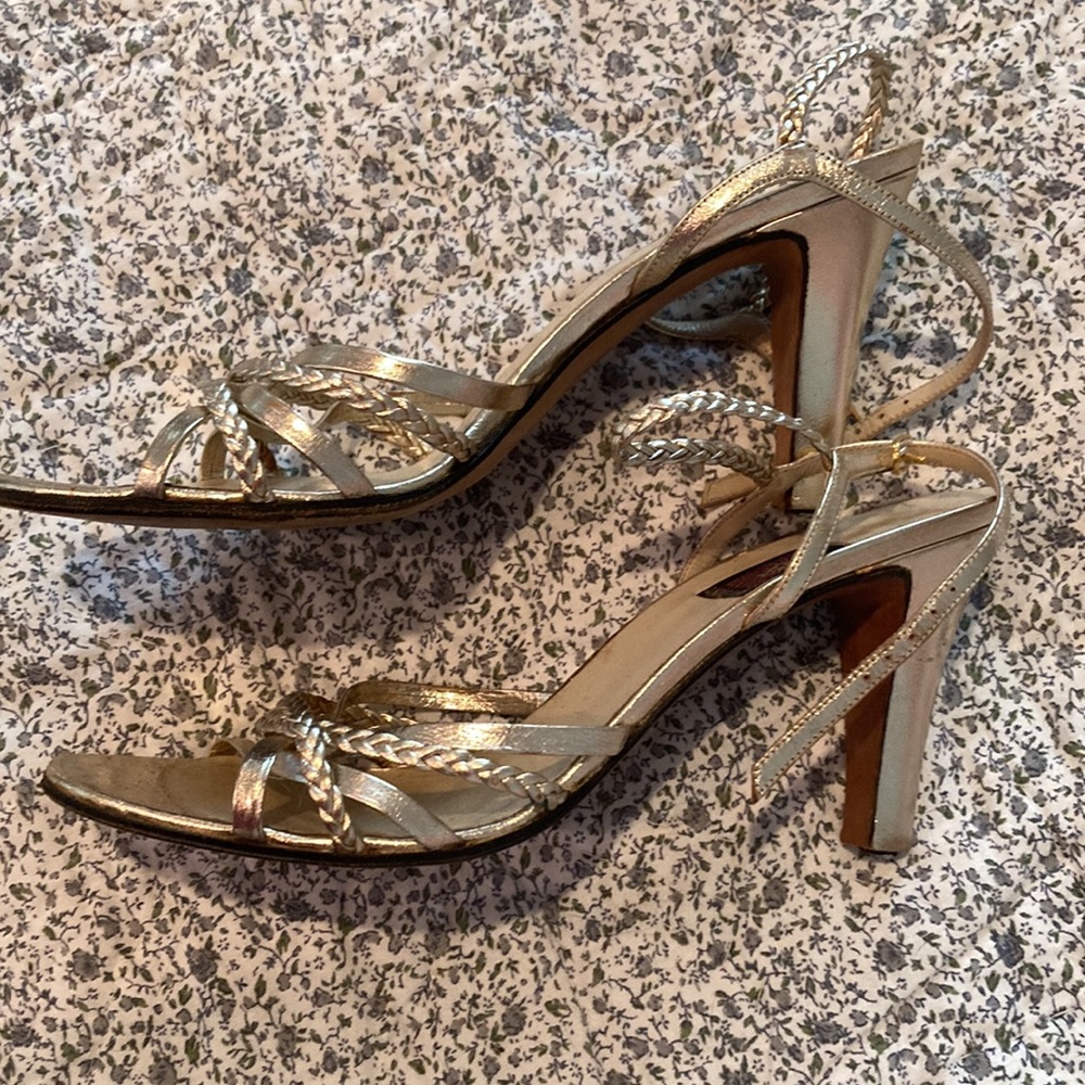 Vintage 80s gold strappy heeled sandals - Picture 4 of 5